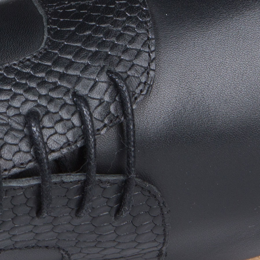 Shoe-leather-natural-black-1